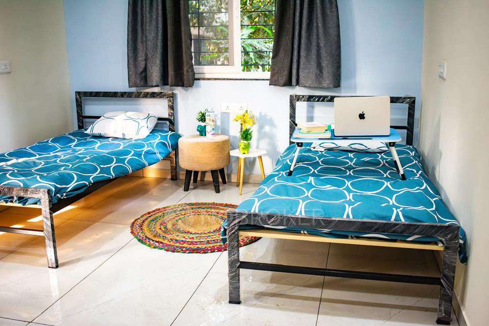 PG for Girls in Dhankawadi