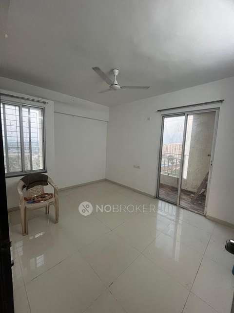2 BHK Flat In Majestique Nest for Rent  In Phursungi