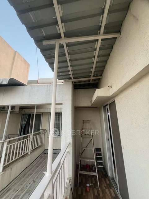 2 BHK Flat In Majestique Nest for Rent  In Phursungi