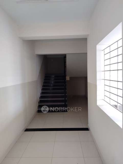 2 BHK Flat In Bollineni Renata , Ottiambakkam For Sale  In Ottiambakkam