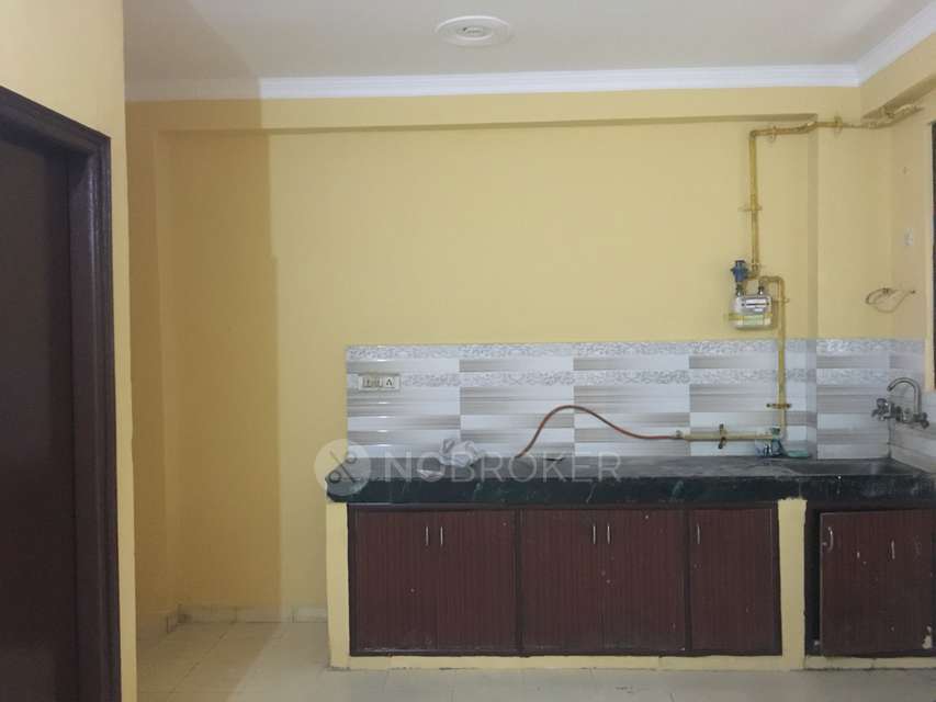 1 BHK Flat In Sarah Apartment for Rent  In Sector 73