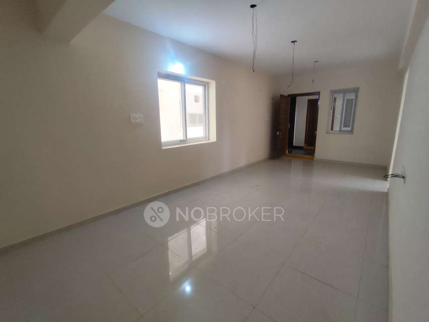 3 BHK Flat In Sri Sai Towers For Sale  In Kismatpur