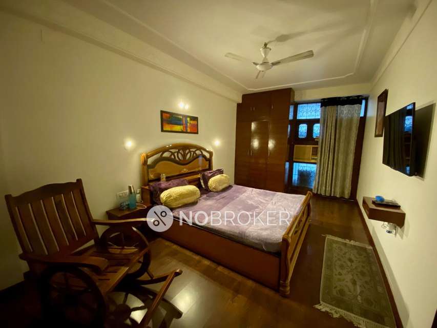 3 BHK Flat For Sale  In West Patel Nagar