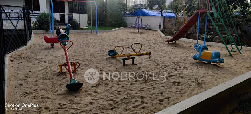 2 BHK Flat In Padmavathy Paradise for Rent  In Brookefield