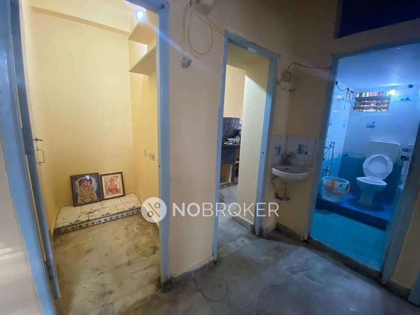 2 BHK Flat In Raghavendra Residency For Sale  In Ferozguda