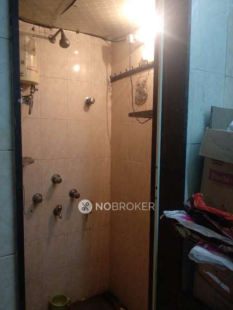 1 RK Flat In Adenwala Building, Dongri for Lease  In Chinchbunder, Mandvi, Mumbai, Maharashtra, India