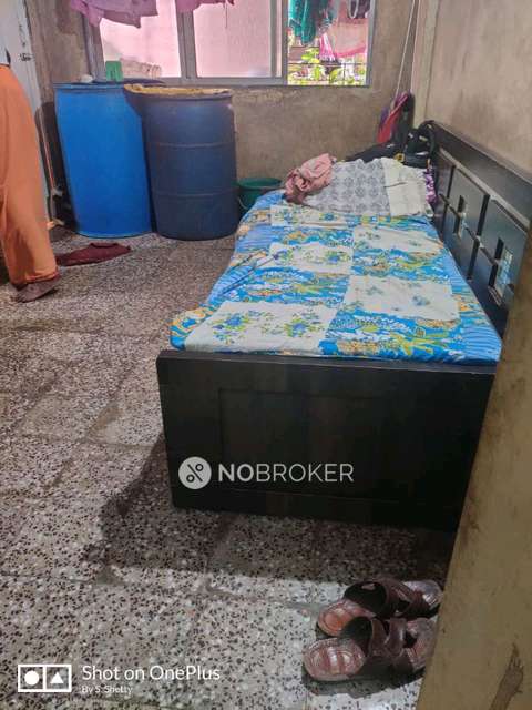 1 RK Flat In Mahada Building for Lease  In Mankhurd