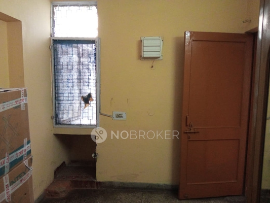 3 BHK Flat In Jupiter Apartment for Rent  In Vikaspuri