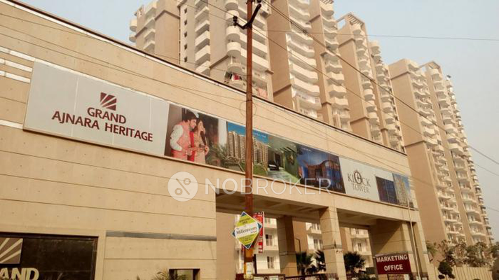 3 BHK Flat In Ajnara Grand Heritage Phase Ii For Sale  In Sector-74