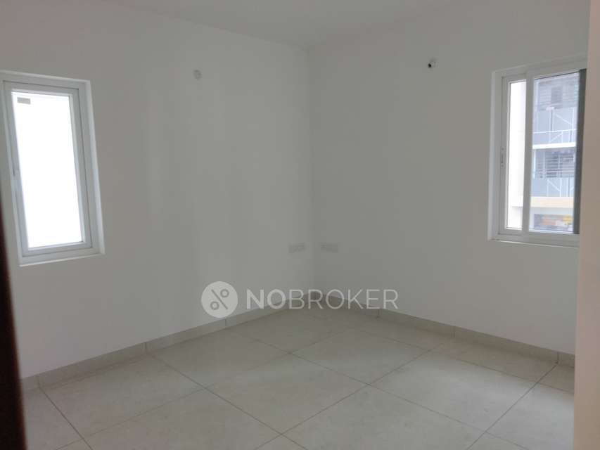 3 BHK Flat In Aparna Sarovar Zenith For Sale  In Nallagandla