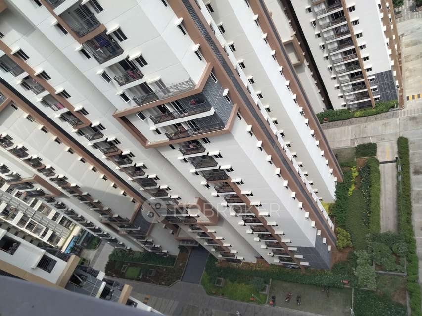 3 BHK Flat In Aparna Sarovar Zenith For Sale  In Nallagandla