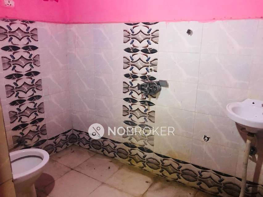 1 BHK Flat For Sale  In Vasant Kunj