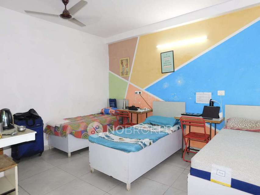 PG for Girls in  South Extension