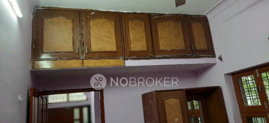 2 BHK Flat for Rent  In Sector 9a