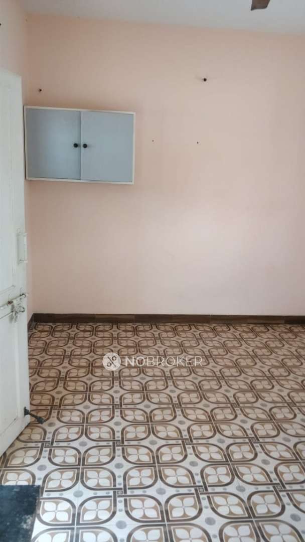 Independent House Ramapuram Rent WITHOUT BROKERAGE Semifurnished 1