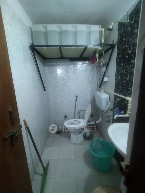 1 BHK Flat In Avyu Apartments For Sale  In Mehrauli 