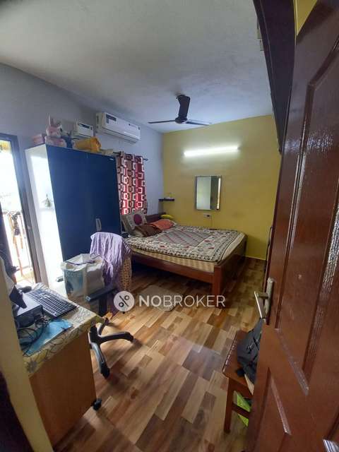 3 BHK Flat In Rose Apartment  For Sale  In Medavakkam