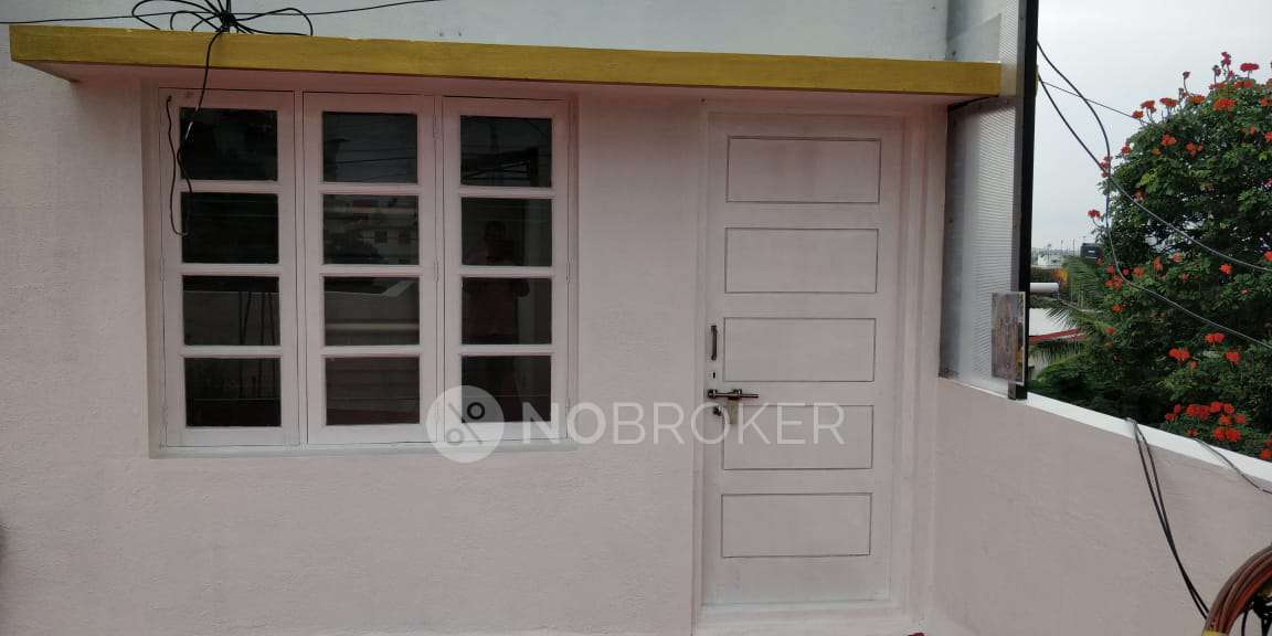 1 RK Flat for Rent  In J. P. Nagar