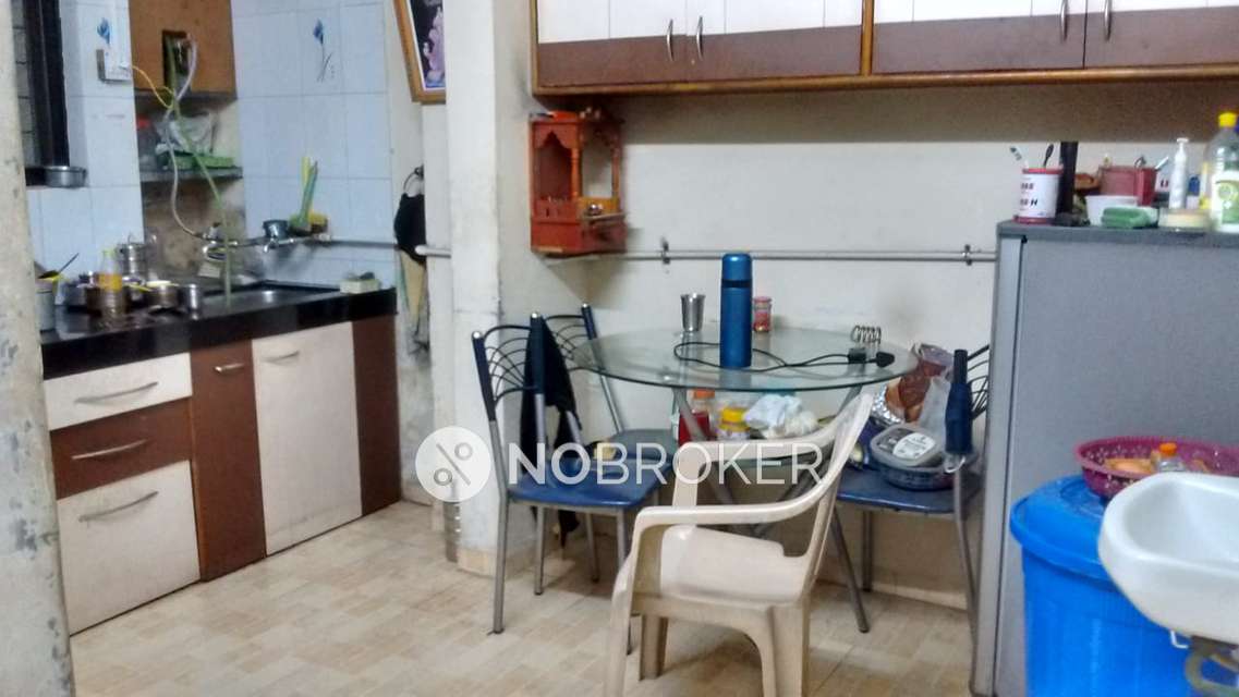 Shared Room for Female In 1 BHK  In Ganesh Krupa In Sadashiv Peth