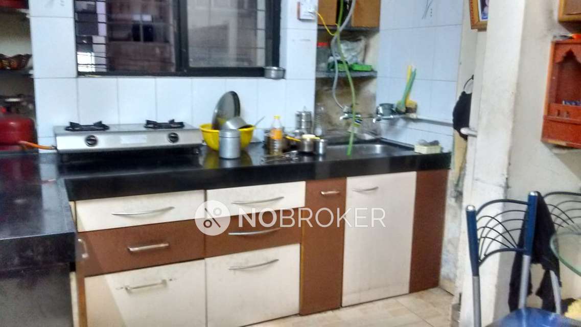 Shared Room for Female In 1 BHK  In Ganesh Krupa In Sadashiv Peth