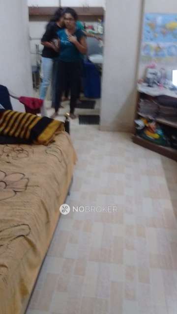 Shared Room for Female In 1 BHK  In Ganesh Krupa In Sadashiv Peth