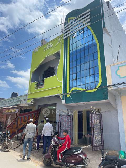 4+ BHK House For Sale  In , Chandrayangutta