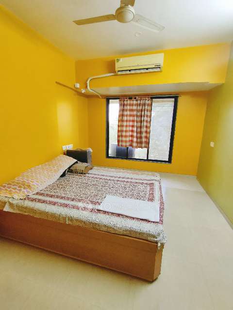 2 BHK Flat In Eastern Majesty Cooperative Society for Rent  In Mulund East