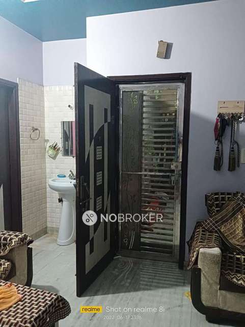 3 BHK Flat In Standalone Building  For Sale  In Adarsh Nagar