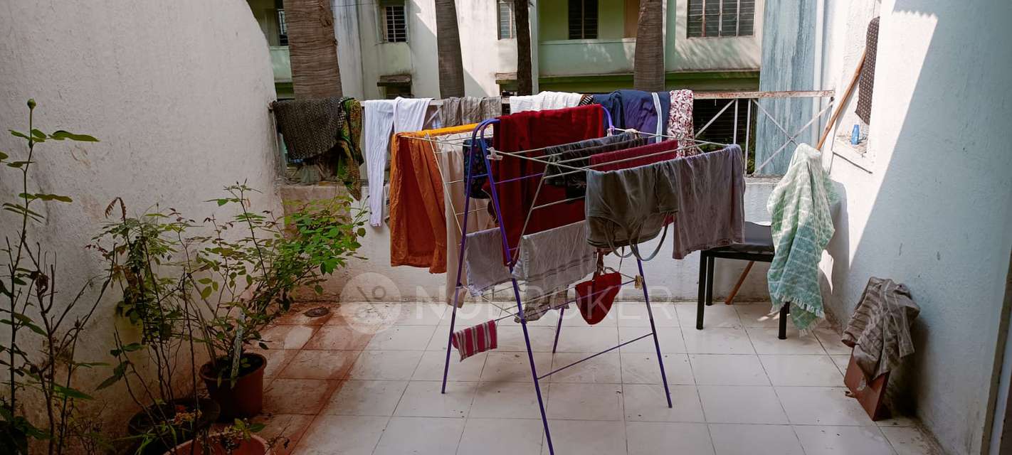 2 BHK Flat In Aditya Guruganesh Nagar Phase 1, Kothrud for Rent  In Kothrud