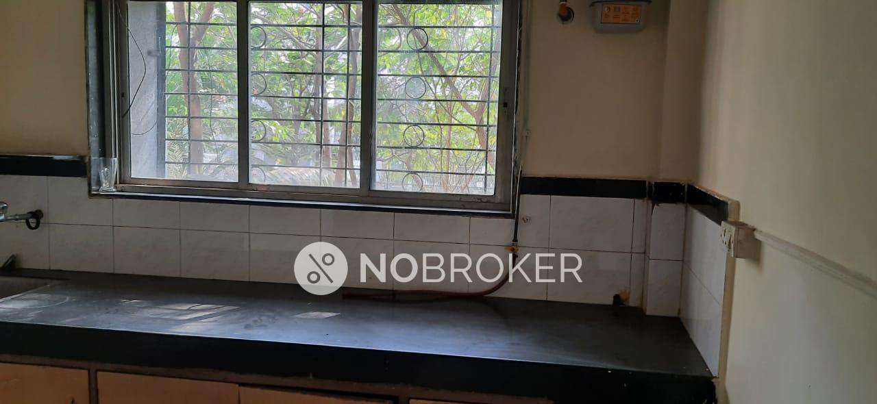 1 BHK Flat In Stand Alone Building  For Sale  In Vidyavihar West