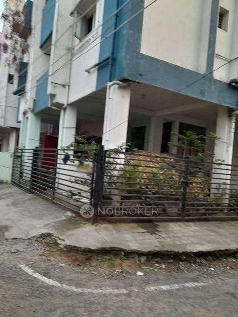 4 BHK Flat In Sripathy Apartment For Sale  In Chromepet