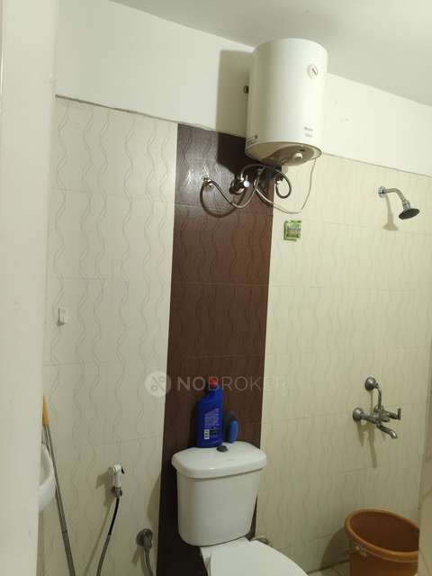 3 BHK Flat In Vakil Whisperingwoods Residences 2 For Sale  In Iggaluru Village