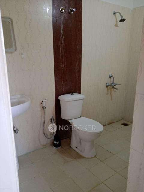 3 BHK Flat In Vakil Whisperingwoods Residences 2 For Sale  In Iggaluru Village