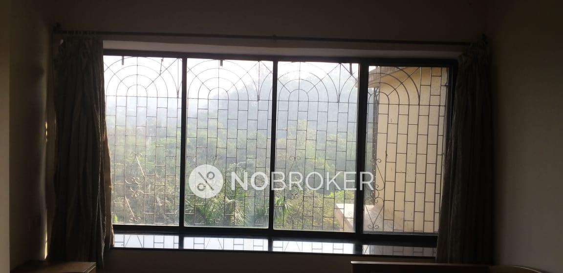 2 BHK Flat In Dheeraj Vaibhav For Sale  In Andheri East
