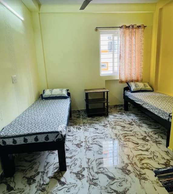 PG for Girls in Egattur