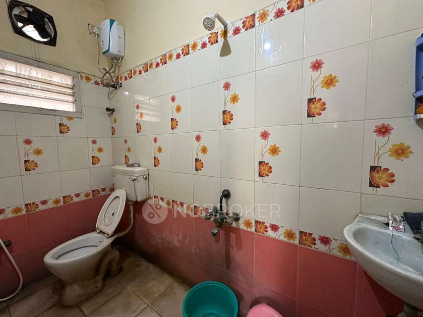 3 BHK Flat In Kanmani Flats For Sale  In Velachery