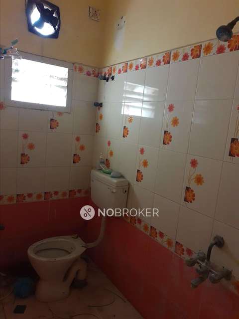 3 BHK Flat In Kanmani Flats For Sale  In Velachery