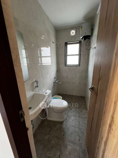 3 BHK Flat In Horizon Apartment For Sale  In Thirumullaivoyil