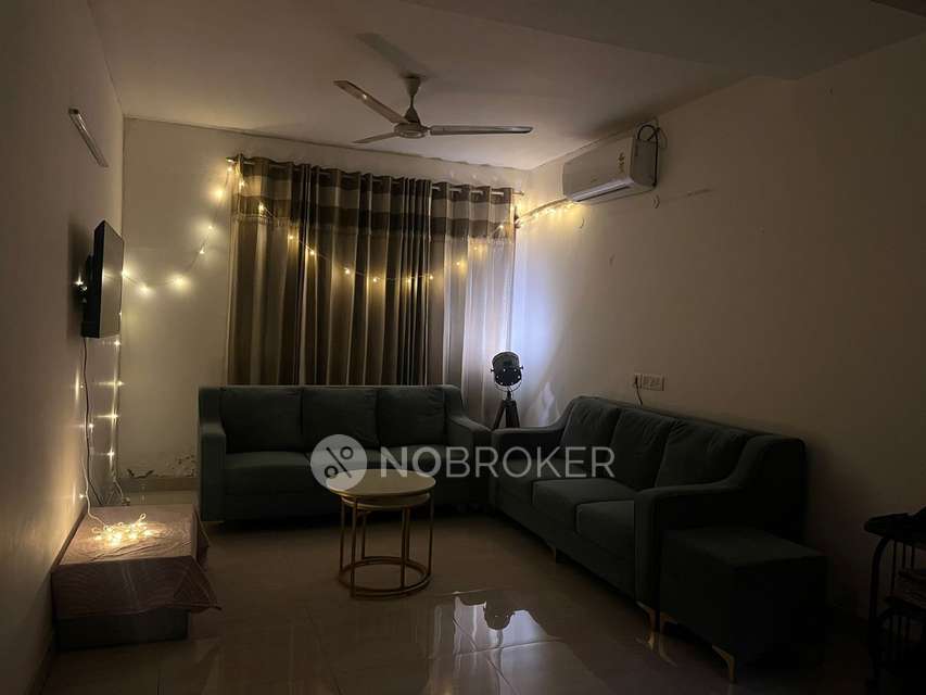 3 BHK Flat In Dlf Oakwood Estate for Rent  In Sector 25