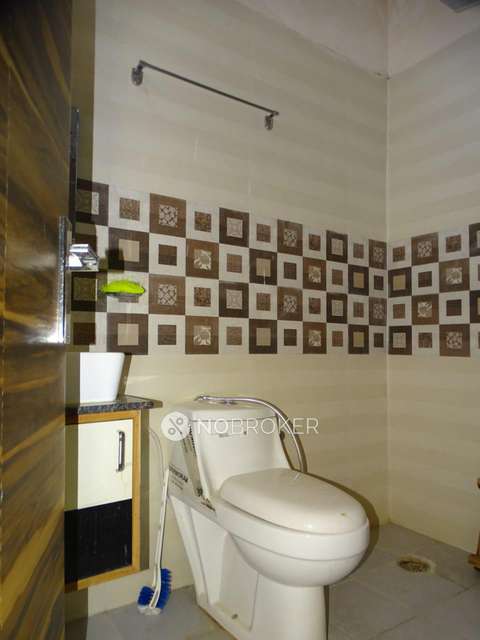 3 BHK Flat In Standalone Building  For Sale  In Sector 57