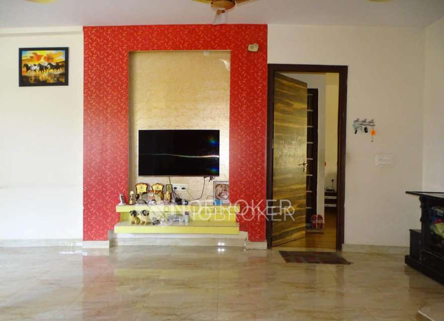 3 BHK Flat In Standalone Building  For Sale  In Sector 57