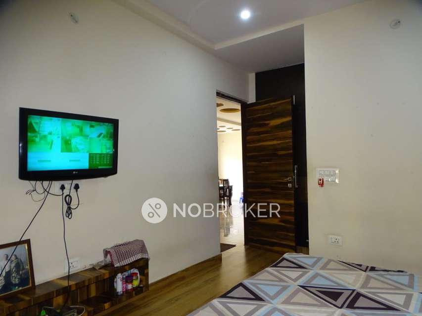 3 BHK Flat In Standalone Building  For Sale  In Sector 57