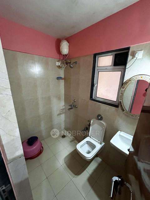 2 BHK Flat In A1 Paylung For Sale  In Thane West