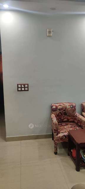 2 BHK Flat In Builder Floor Dwarka Mor For Sale  In Rama Park, Block A