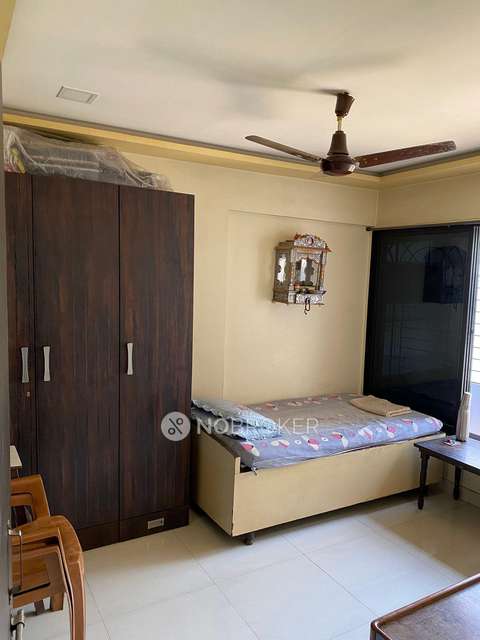 2 BHK Flat In Chhabhaiya Park Chs For Sale  In Majiwada