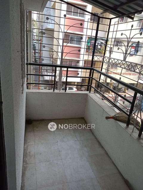 2 BHK Flat In Shubhshree Apartment For Sale  In Vikas Nagar