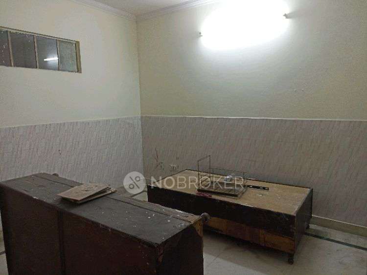 4+ BHK House For Sale  In 104, Vijay Vihar, Block-g, Milap Nagar, Uttam Nagar, New Delhi, Delhi, 110059, India