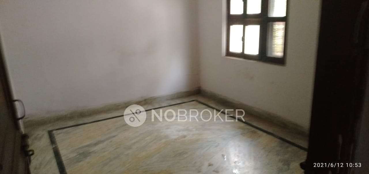 4+ BHK House For Sale  In 104, Vijay Vihar, Block-g, Milap Nagar, Uttam Nagar, New Delhi, Delhi, 110059, India