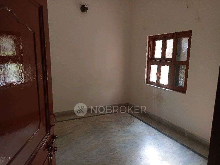 4+ BHK House For Sale  In 104, Vijay Vihar, Block-g, Milap Nagar, Uttam Nagar, New Delhi, Delhi, 110059, India