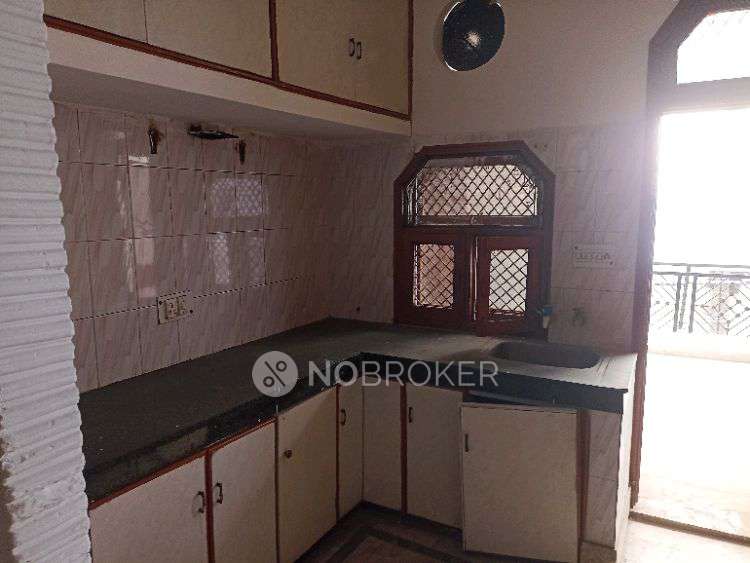 4+ BHK House For Sale  In 104, Vijay Vihar, Block-g, Milap Nagar, Uttam Nagar, New Delhi, Delhi, 110059, India